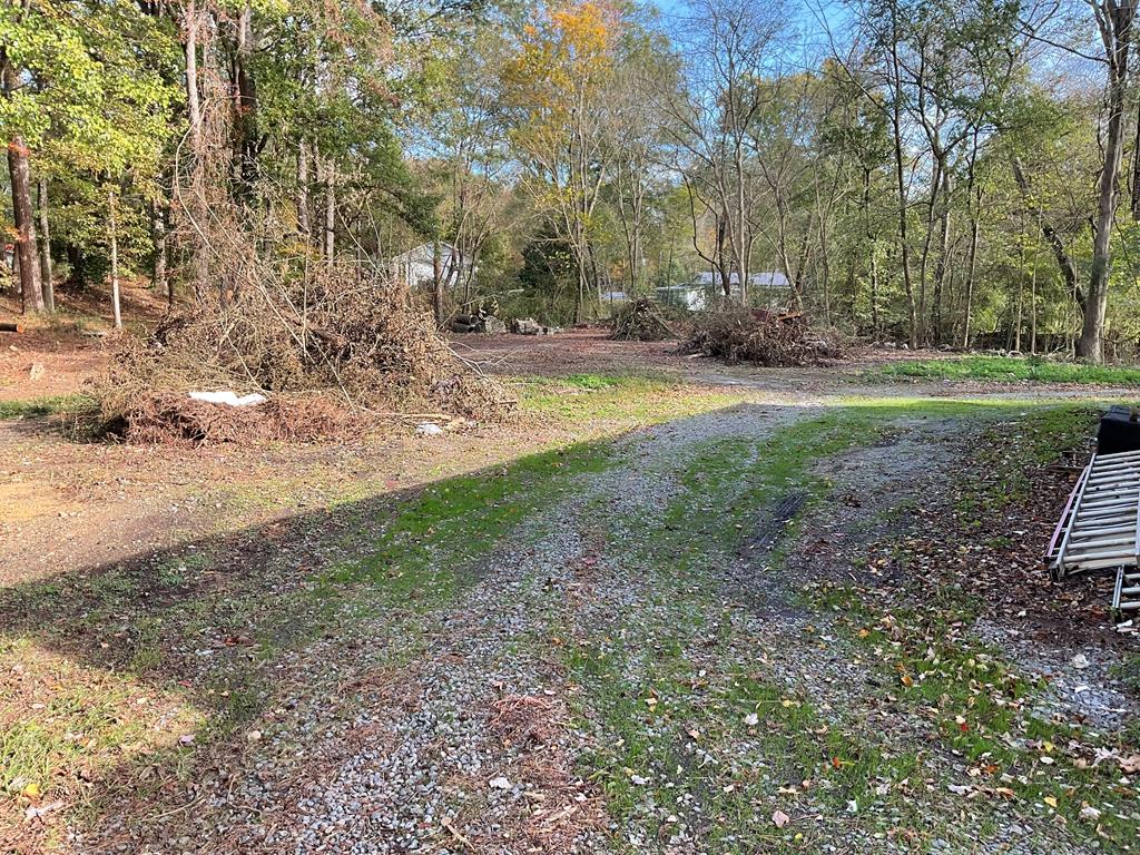 1517 Riverbend Road Dalton, GA 30721 - Photo 15 of 20 Gallery Image 15