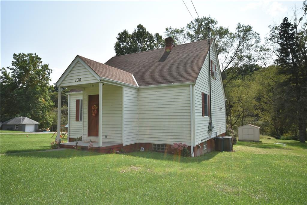 136 Cherry Valley Road Saxonburg, PA 16056 - Photo 2 of 22 Gallery Image 2