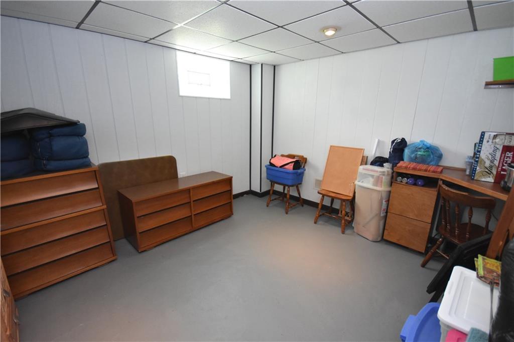 136 Cherry Valley Road Saxonburg, PA 16056 - Photo 19 of 22 Gallery Image 19