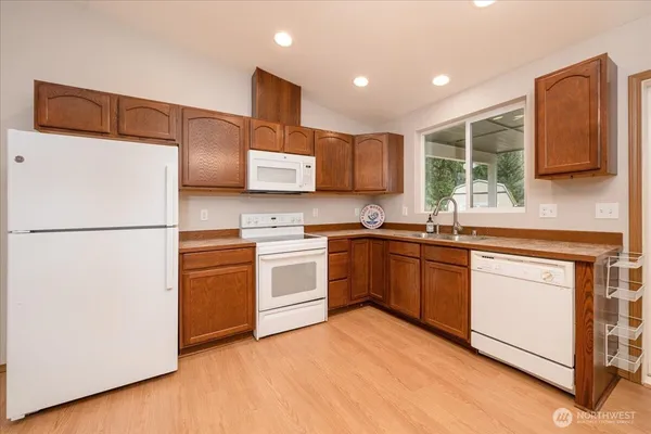 $1,384,000 | 2295 South Camano Drive, Camano Island, WA 98282