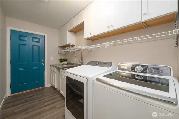 $1,384,000 | 2295 South Camano Drive, Camano Island, WA 98282