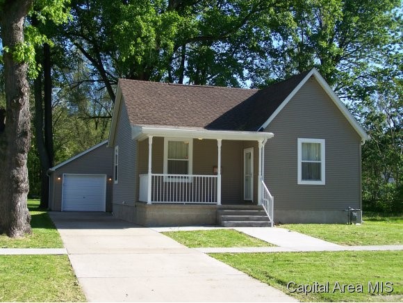 2032 East Edwards Street Springfield, IL 62703 - Photo 1 of 10