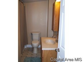2032 East Edwards Street Springfield, IL 62703 - Photo 7 of 10