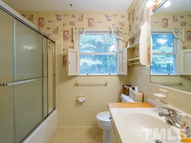 240 Southeast Maynard Road Cary, NC 27511 - Photo 19 of 25 Gallery Image 19