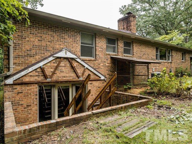 240 Southeast Maynard Road Cary, NC 27511 - Photo 22 of 25 Gallery Image 22