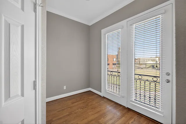 $200,000 | 320 Cathedral Square, Beaumont, TX 77701