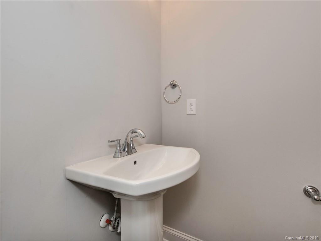8215 Larkhaven Road Charlotte, NC 28216 - Photo 13 of 29 Gallery Image 13