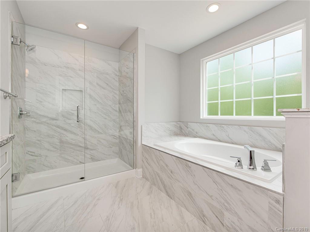 8215 Larkhaven Road Charlotte, NC 28216 - Photo 18 of 29 Gallery Image 18