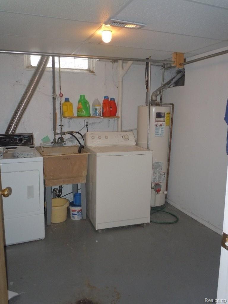 633 Reed Court Northville, MI 48167 - Photo 21 of 23 Basement Laundry