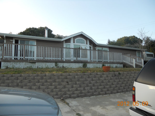 593 Strawberry Road Watsonville, CA 95076 - Photo 1 of 6 Gallery Image 1