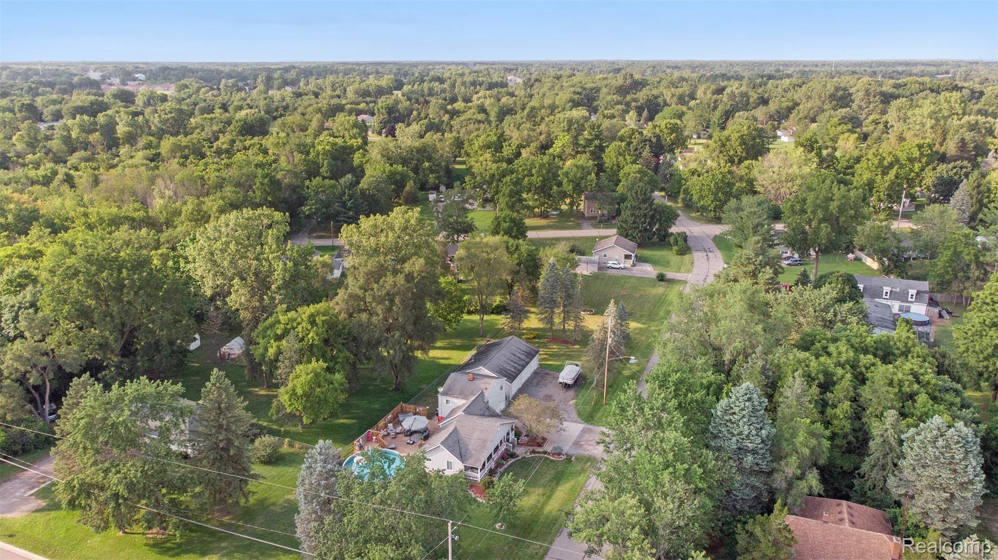 6174 Flushing Road Flushing, MI 48433 - Photo 44 of 51 7.jpg