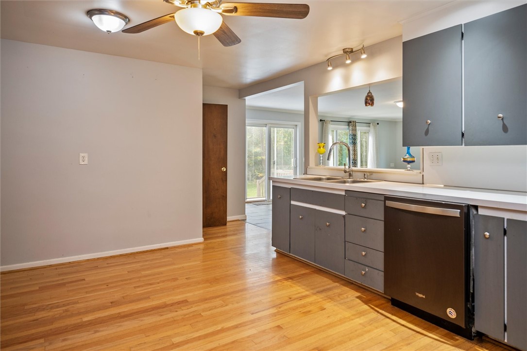 433 Long Acre Road Irondequoit, NY 14621 - Photo 19 of 34