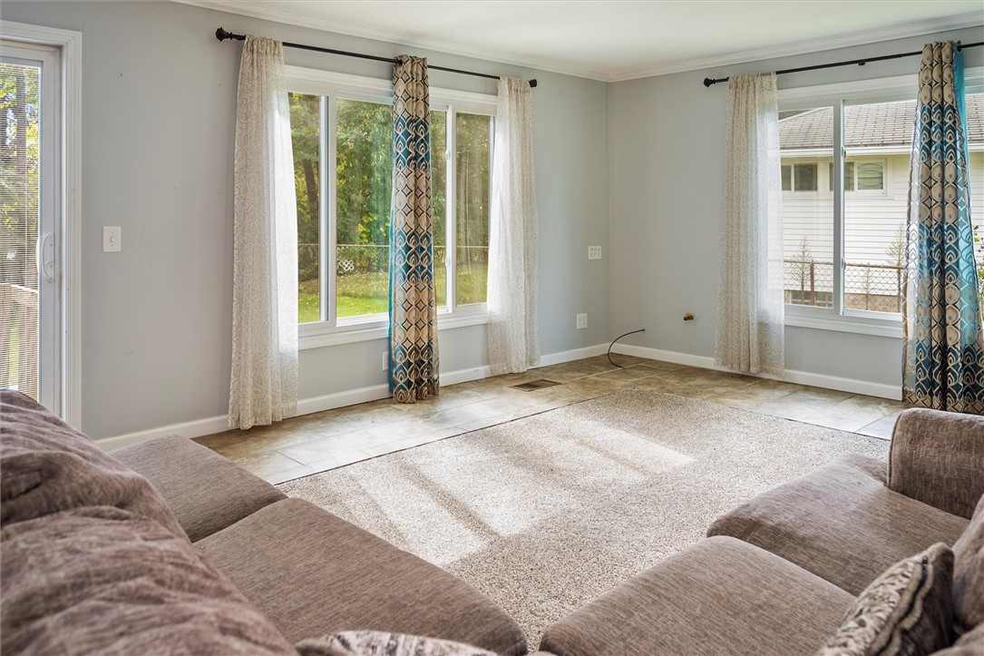 433 Long Acre Road Irondequoit, NY 14621 - Photo 21 of 34