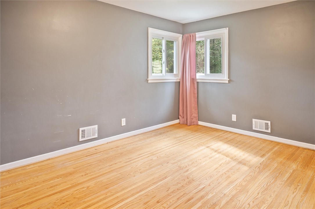 433 Long Acre Road Irondequoit, NY 14621 - Photo 31 of 34