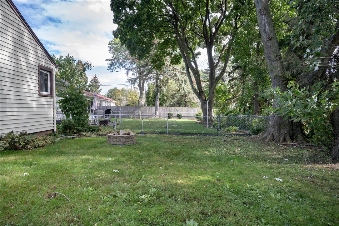 433 Long Acre Road Irondequoit, NY 14621 - Photo 7 of 34