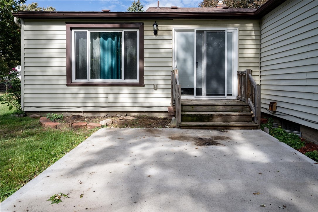 433 Long Acre Road Irondequoit, NY 14621 - Photo 8 of 34