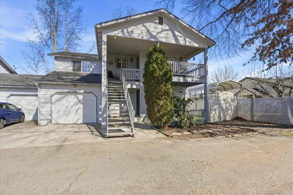 $229,000 | 512 Village Drive, Central Point, OR 97502