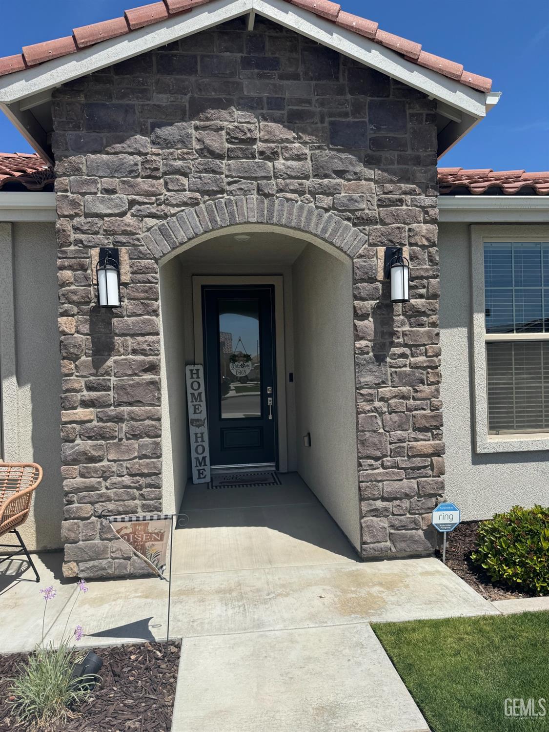 Undisclosed Address Shafter, CA 93263 - Photo 4 of 46 a front view of a house