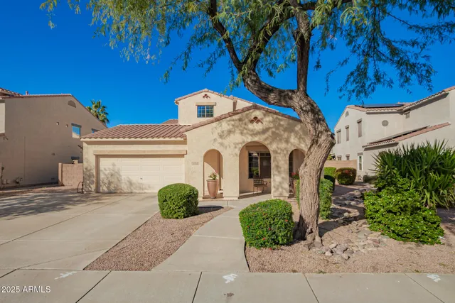 $728,586 | 1310 East Parkview Drive, Gilbert, AZ 85295