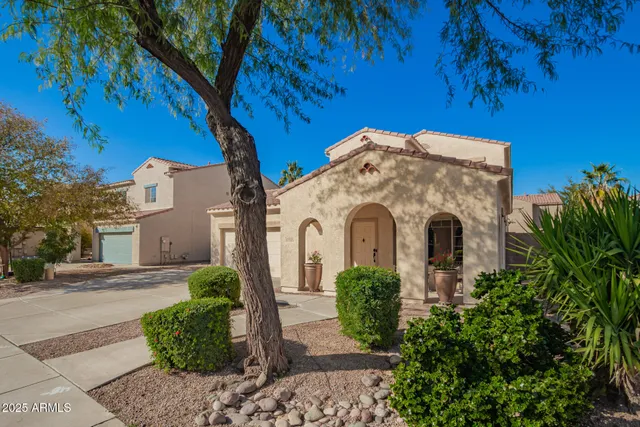 $728,586 | 1310 East Parkview Drive, Gilbert, AZ 85295