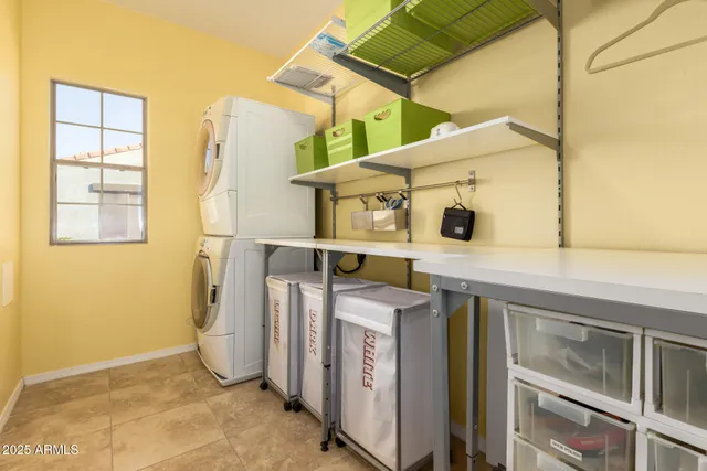 $728,586 | 1310 East Parkview Drive, Gilbert, AZ 85295