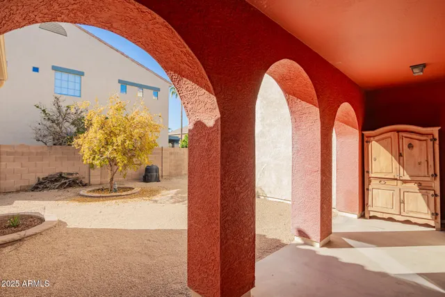 $728,586 | 1310 East Parkview Drive, Gilbert, AZ 85295