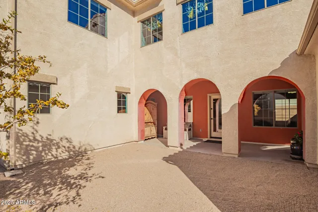 $728,586 | 1310 East Parkview Drive, Gilbert, AZ 85295