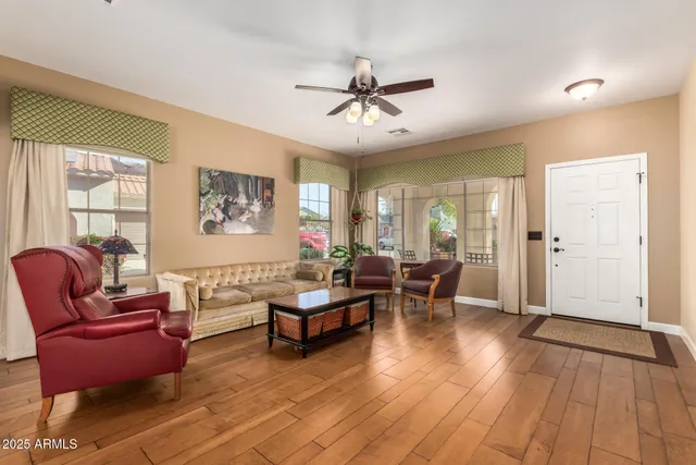 $728,586 | 1310 East Parkview Drive, Gilbert, AZ 85295