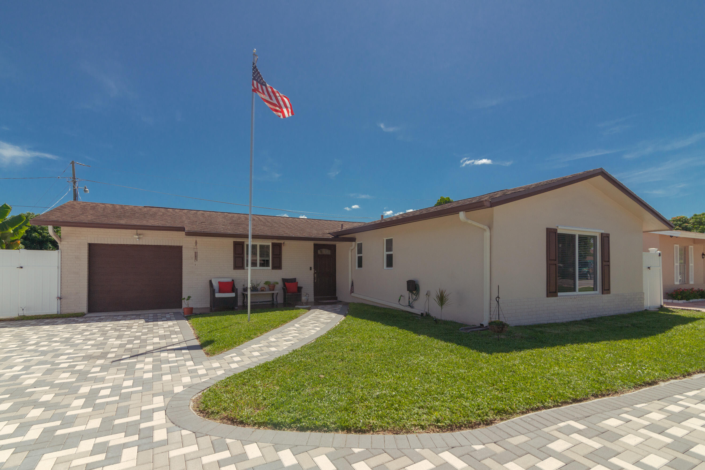 9628 Southwest 1st Place Boca Raton, FL 33428 - Photo 4 of 35 boca-20
