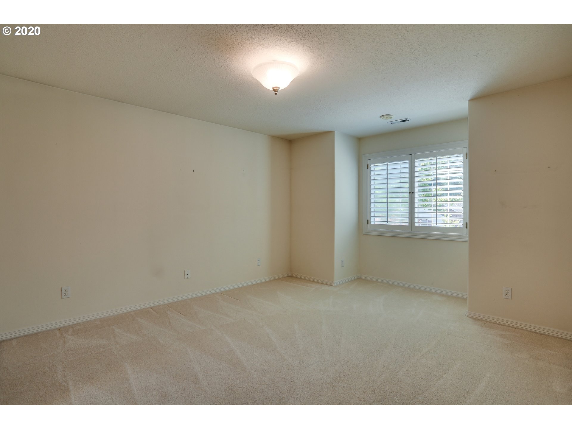 4299 Southeast Augusta Loop Gresham, OR 97080 - Photo 17 of 23 Gallery Image 17
