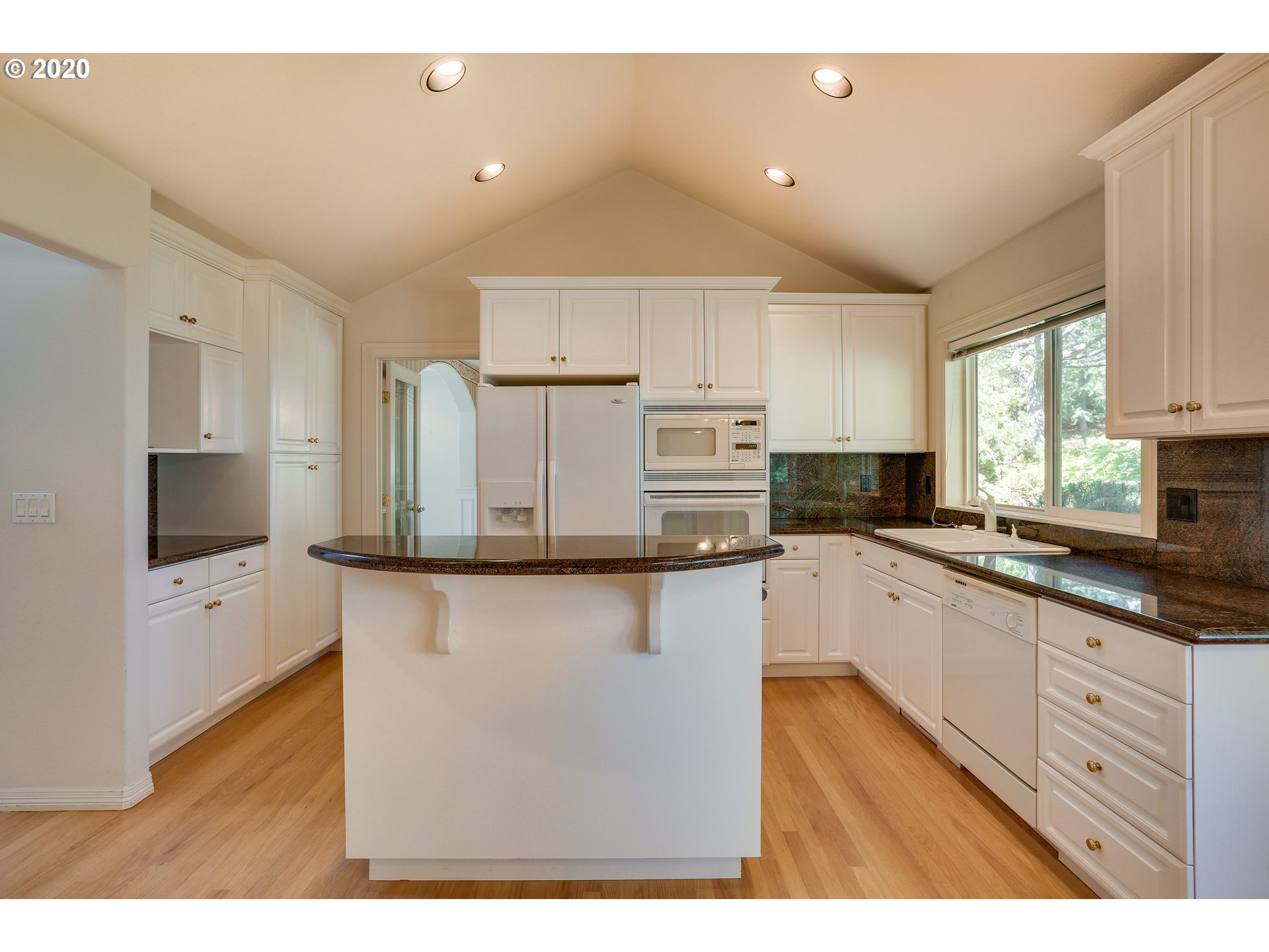 4299 Southeast Augusta Loop Gresham, OR 97080 - Photo 9 of 23 Gallery Image 9