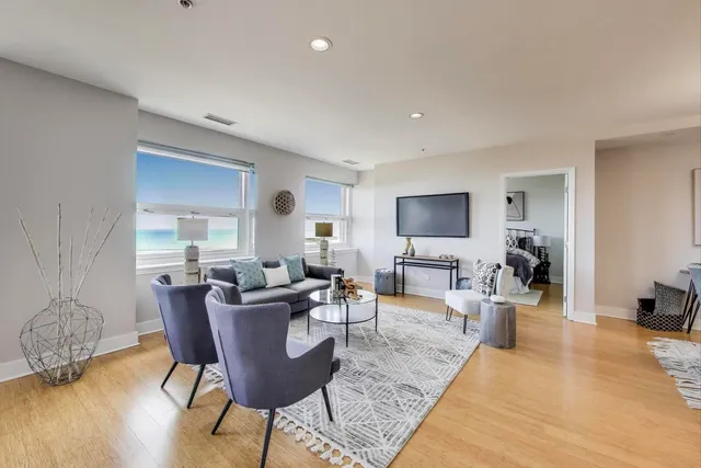 $3,900 | 330 South Michigan Avenue, Unit 2006, Chicago, IL 60604