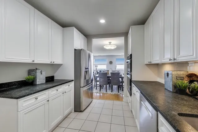 $3,900 | 330 South Michigan Avenue, Unit 2006, Chicago, IL 60604