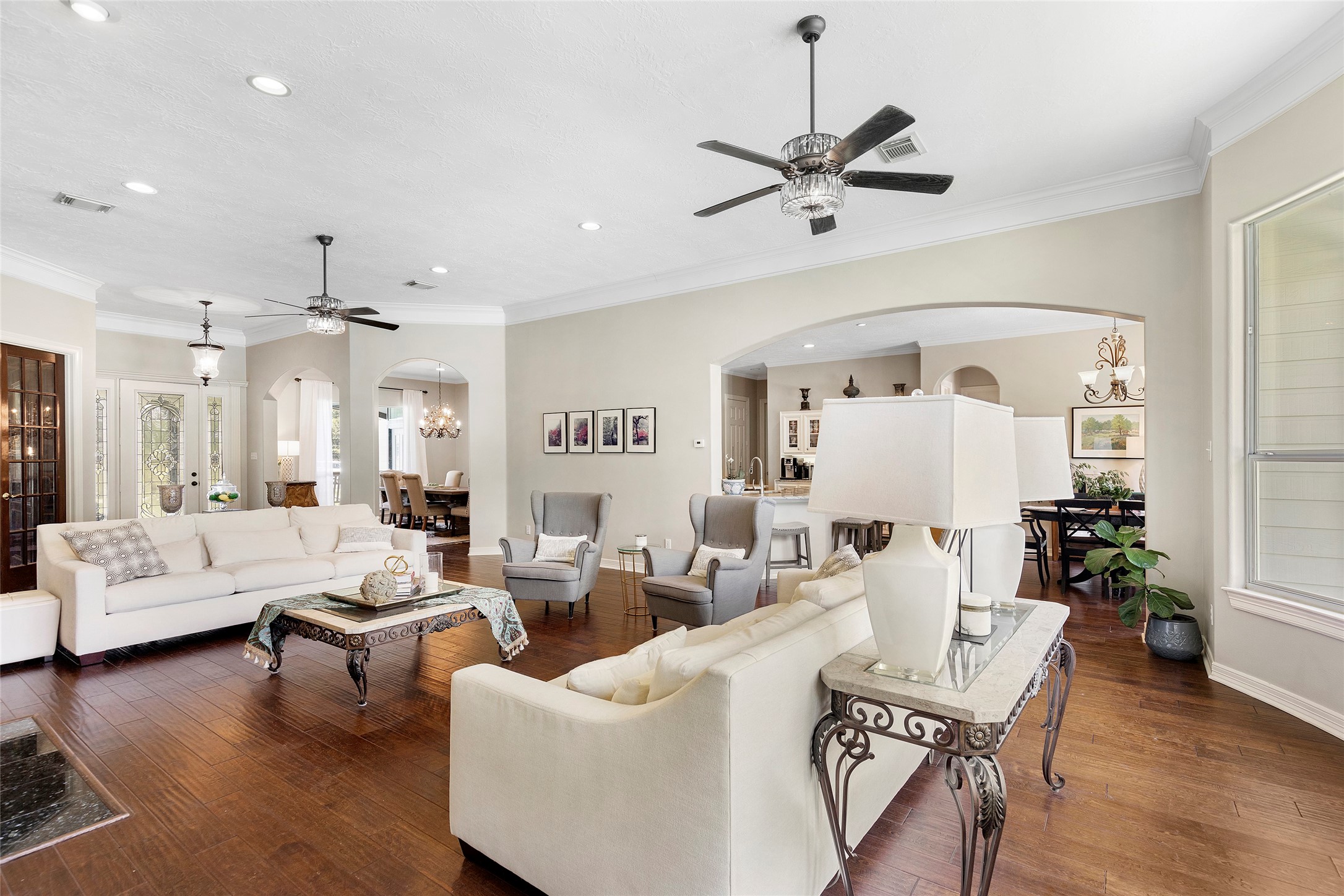 6530 Treaschwig Road, Unit 1 Spring, TX 77373 - Photo 15 of 32 a living room with furniture and a large window