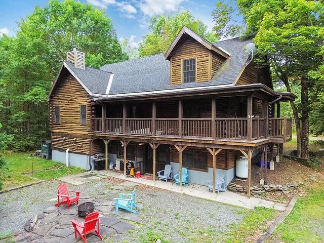 $499,999 | 385 Johnson Flat Road, Pittsfield, ME 04927