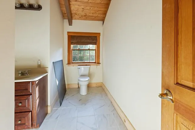 $499,999 | 385 Johnson Flat Road, Pittsfield, ME 04927