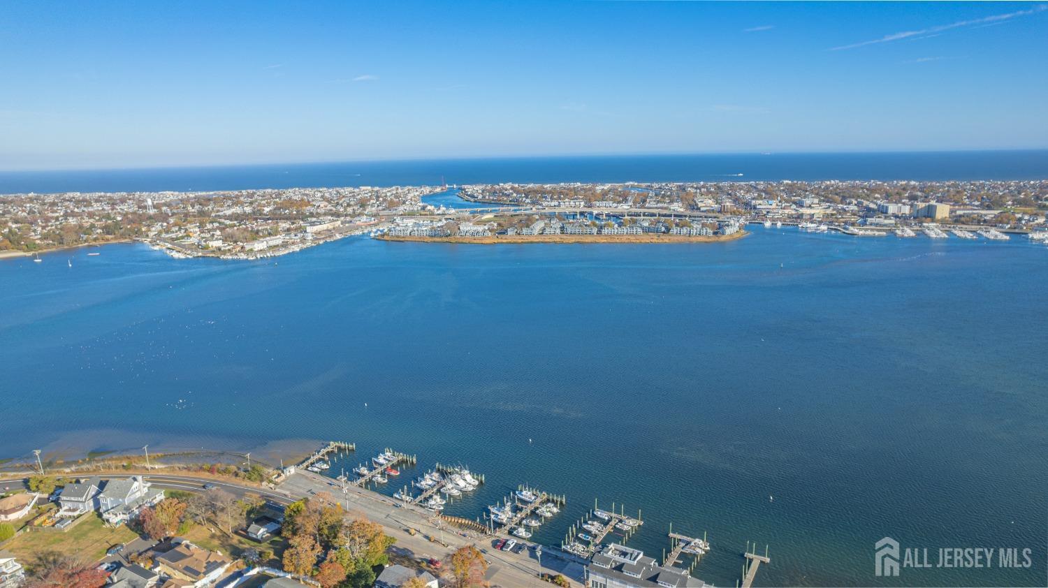 522 South Riverside Drive Neptune, NJ 07753 - Photo 14 of 68 Gallery Image 14