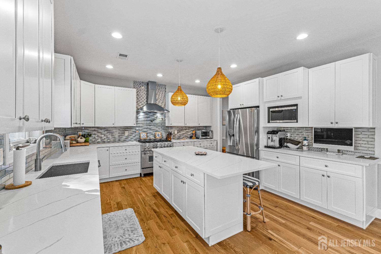 522 South Riverside Drive Neptune, NJ 07753 - Photo 18 of 68 Gallery Image 18