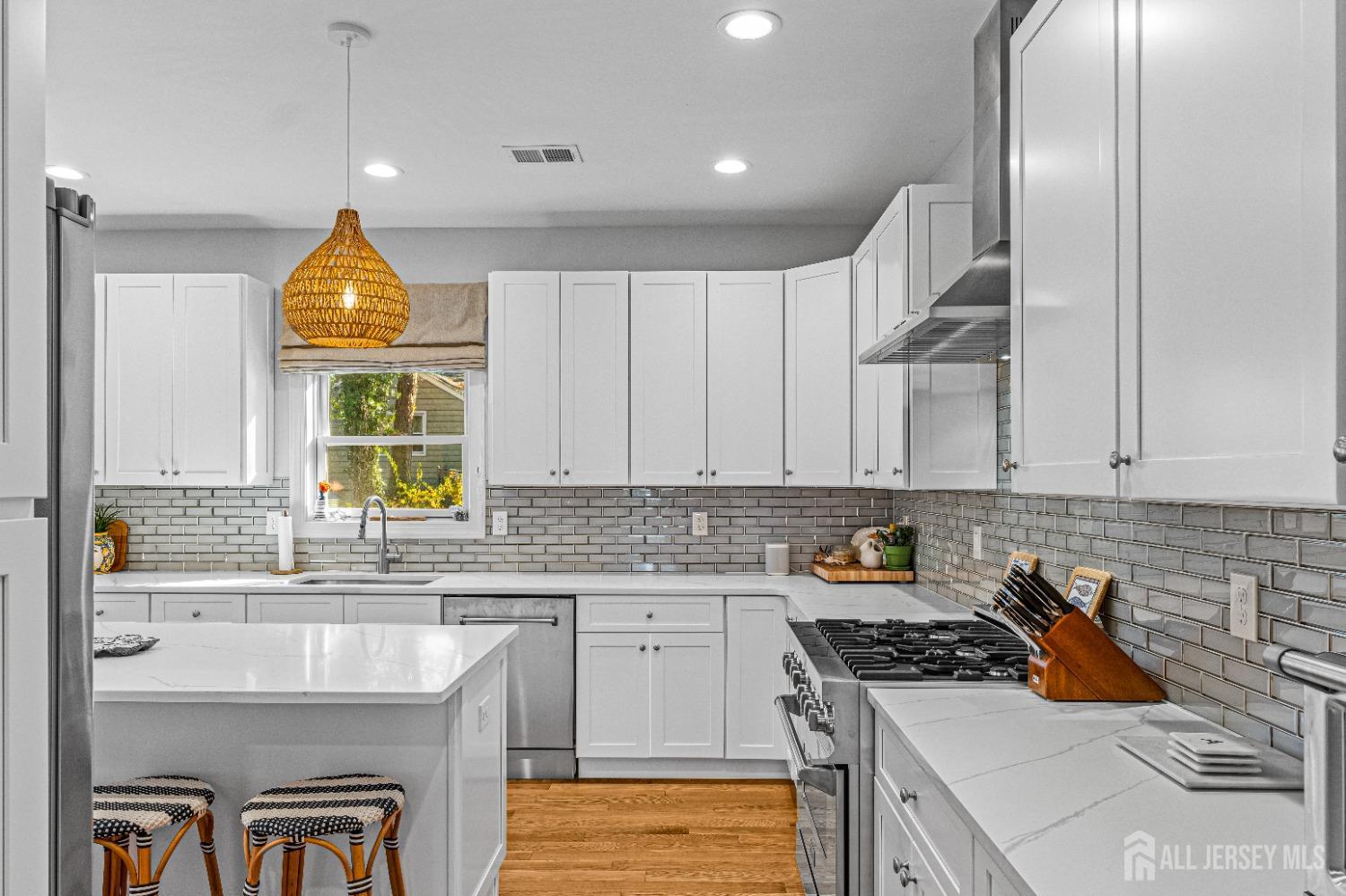 522 South Riverside Drive Neptune, NJ 07753 - Photo 19 of 68 Gallery Image 19