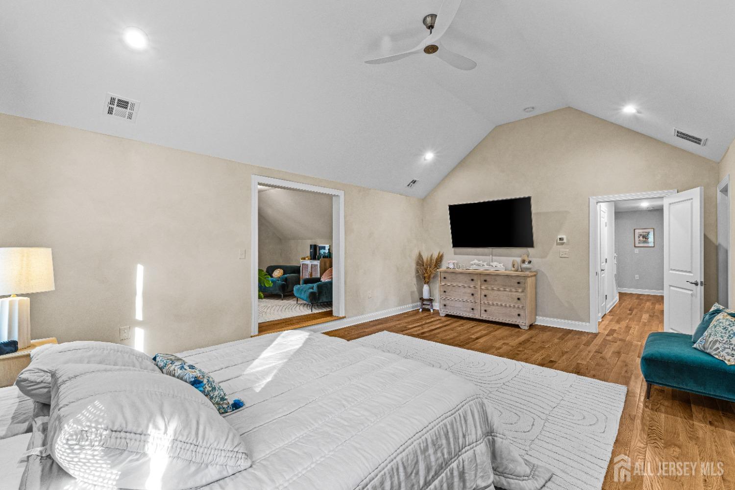522 South Riverside Drive Neptune, NJ 07753 - Photo 35 of 68 Gallery Image 35