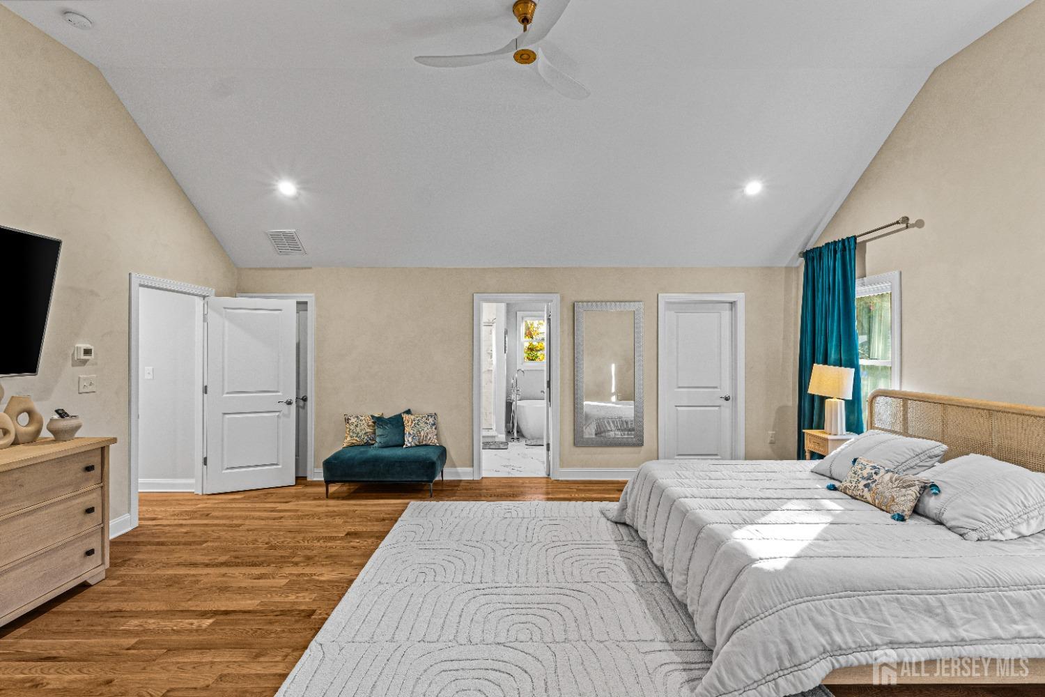 522 South Riverside Drive Neptune, NJ 07753 - Photo 36 of 68 Gallery Image 36