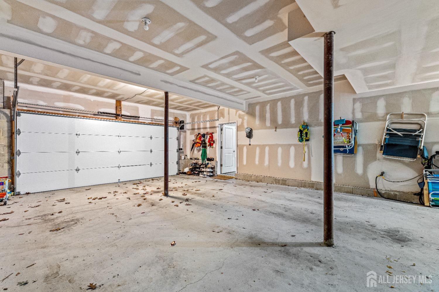 522 South Riverside Drive Neptune, NJ 07753 - Photo 54 of 68 Gallery Image 54