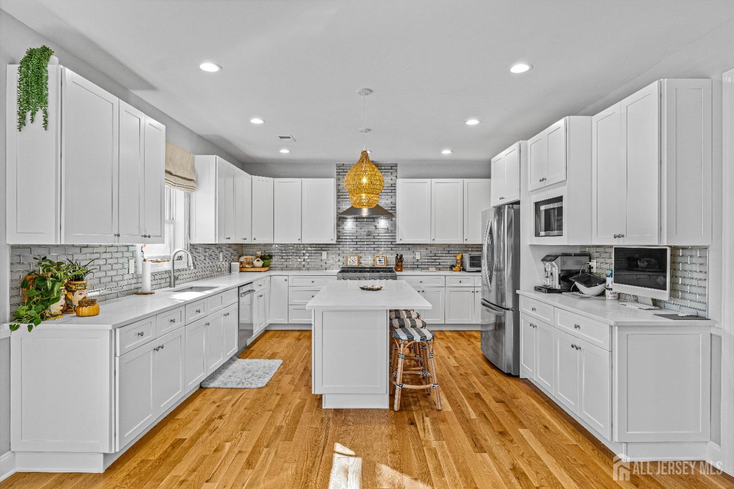 522 South Riverside Drive Neptune, NJ 07753 - Photo 8 of 68 Gallery Image 8