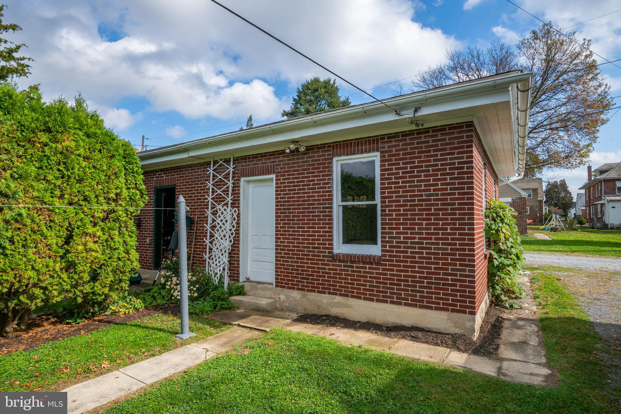 43 Ralph Avenue Reading, PA 19608 - Photo 27 of 29