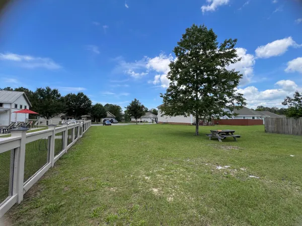 $2,450 | 201 Marsh Landing South, Freeport, FL 32439