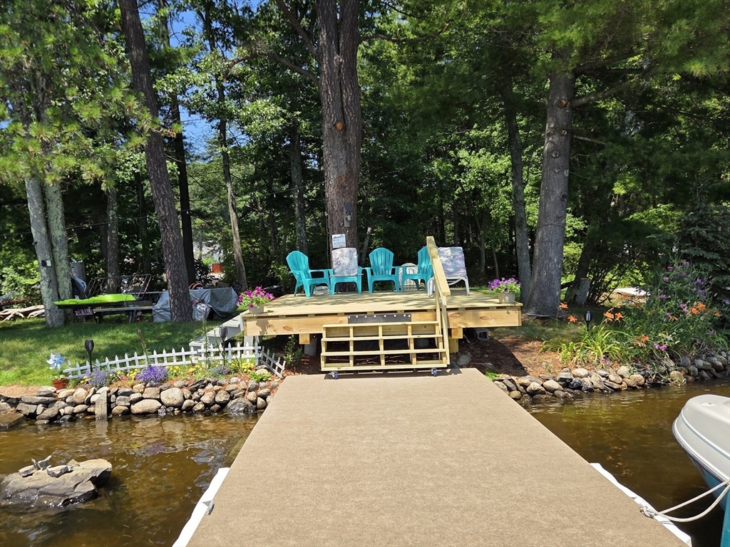 881 Flat Hill Road Lunenburg, MA 01462 - Photo 3 of 18