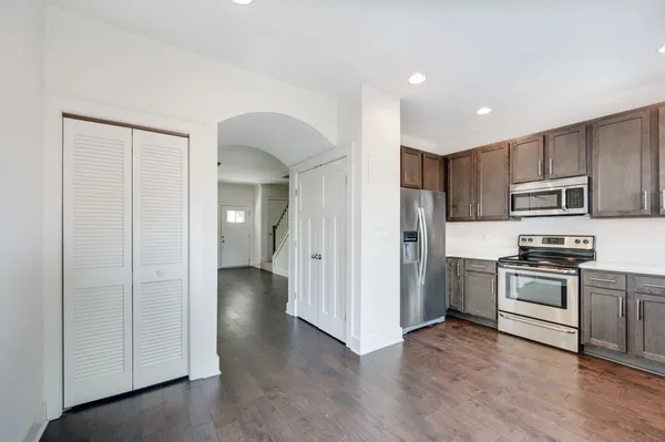 $2,750 | 1527 57th Avenue North, Nashville, TN 37209