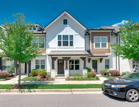 $2,750 | 1527 57th Avenue North, Nashville, TN 37209