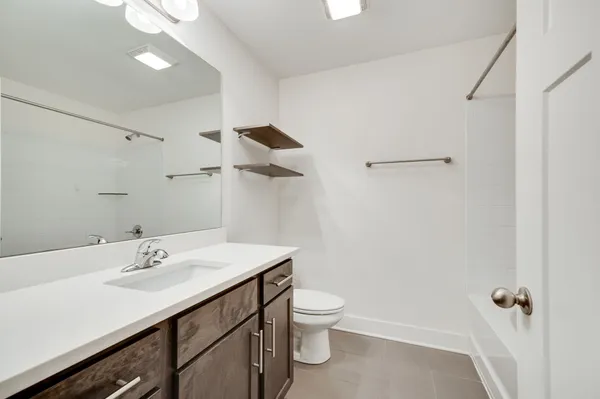 $2,750 | 1527 57th Avenue North, Nashville, TN 37209