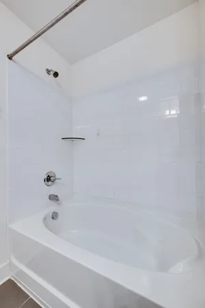 $2,750 | 1527 57th Avenue North, Nashville, TN 37209